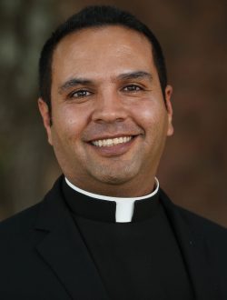 Hernandez, Victor (Rev.)