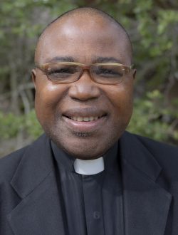 Uzondu, Gabriel (Rev.)